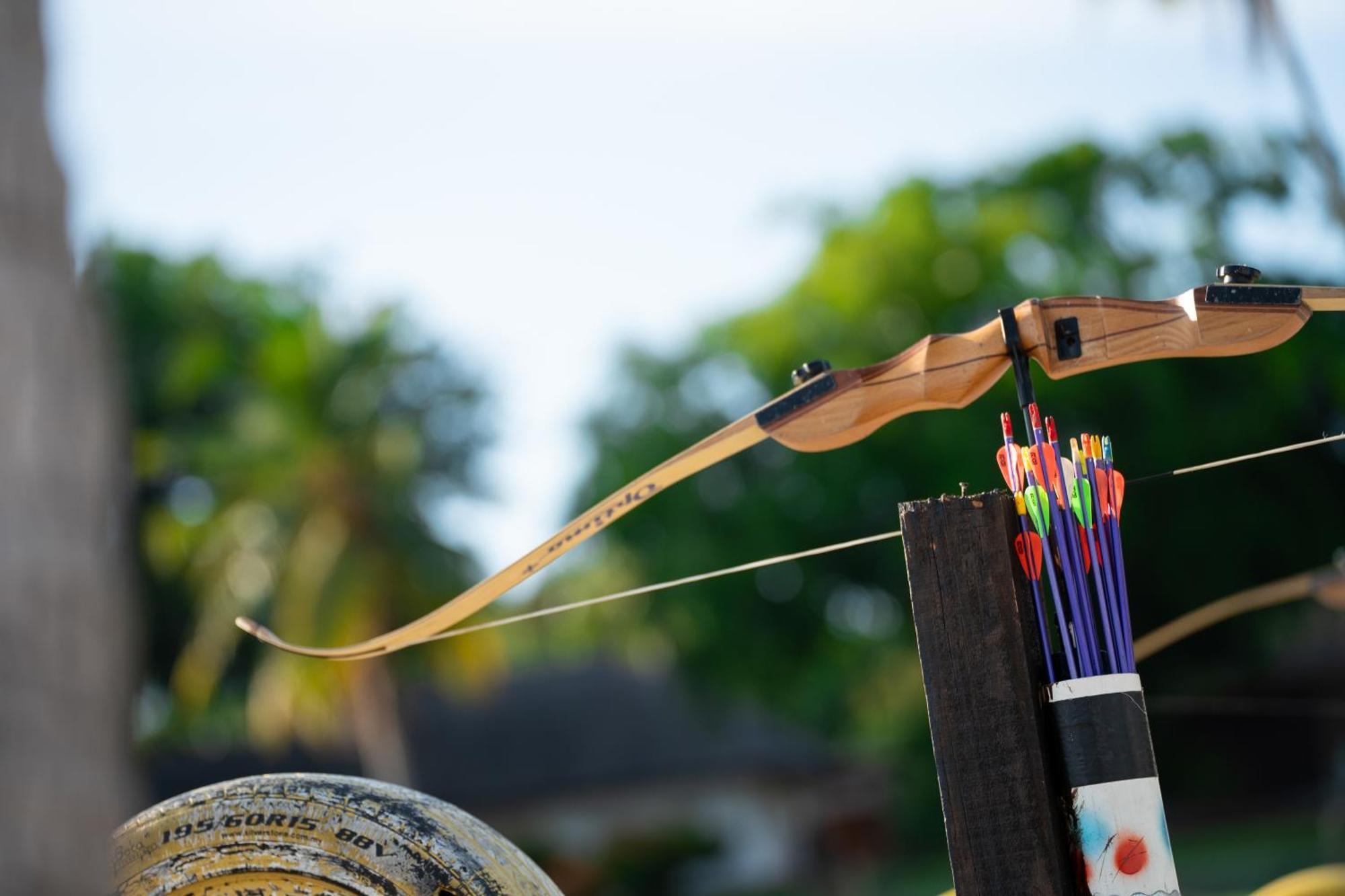 Lexis Hibiscus Port Dickson Ξενοδοχείο Εξωτερικό φωτογραφία A recurve bow